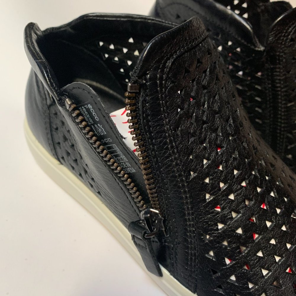 Ecco Womens Black Soft 7 Leather Side Zipper Ankle Casual Sneaker Shoes Size 6 - Picture 5 of 9